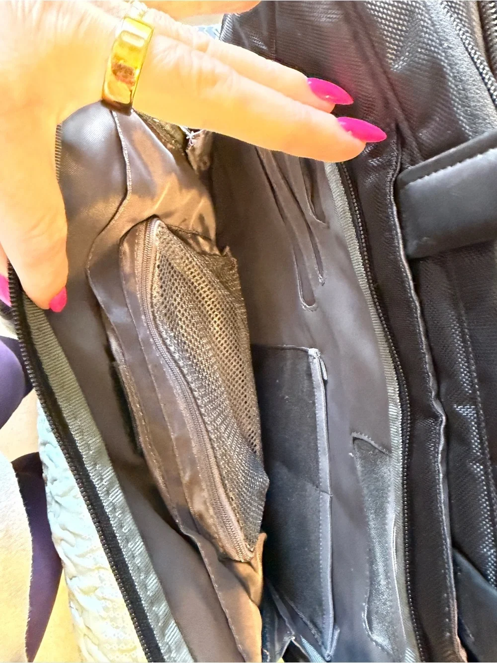 Dell Black Laptop Messenger Bag with Padded Strap